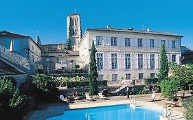 Hotel De Bastard